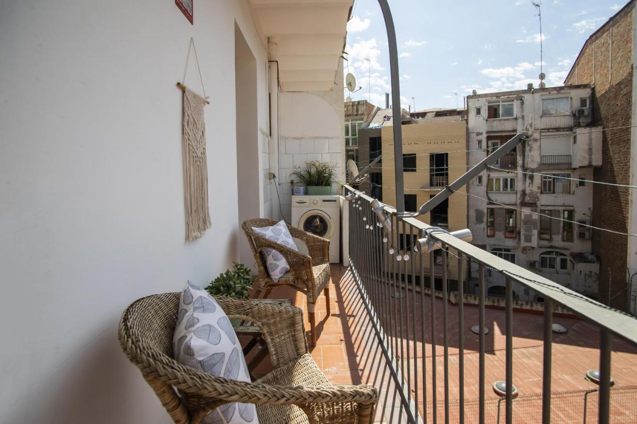 32Par1009 - Big And Spacious Apartment Downtown Барселона Экстерьер фото